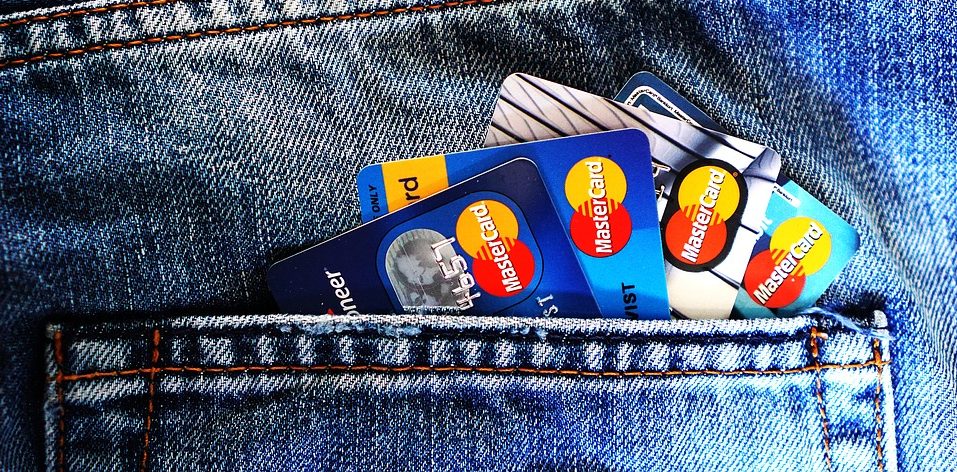 Guía de uso de tarjetas de crédito si viajas al extranjero
